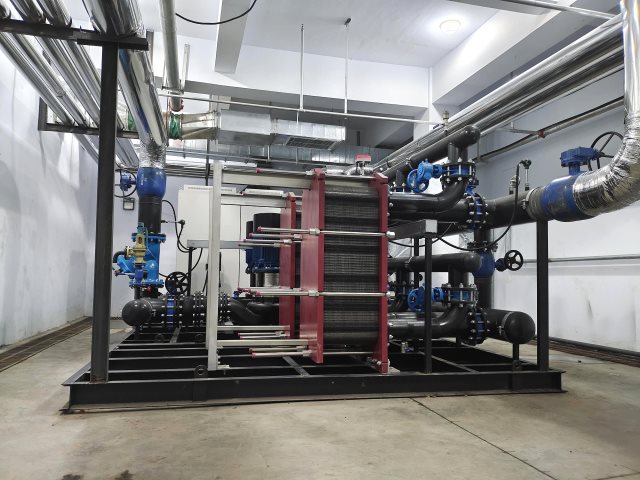 A . 山西侯馬國春佳園小區(qū)